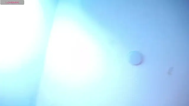 Snapshot of Alana_Roth chatting on 03-19-25, 05:52 Alana Roth online show from 03-19-25, 05:52