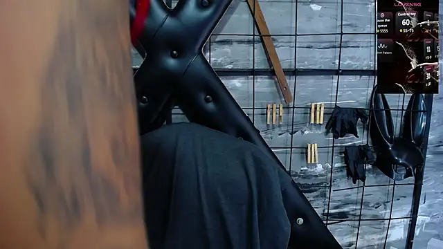 Snapshot of Alana_Roth chatting on 11-12-25, 07:13 Alana Roth online show from 11-12-25, 07:13