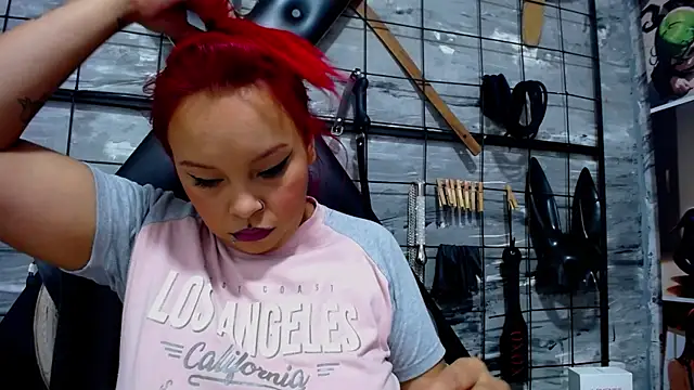 Snapshot of Alana_Roth chatting on 02-14-26, 04:48 Alana Roth online show from 02-14-26, 04:48