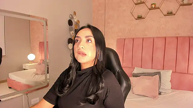 Snapshot of MAGIC_AURORAA chatting on 03-11-25, 11:55 MAGIC AURORAA online show from 03-11-25, 11:55