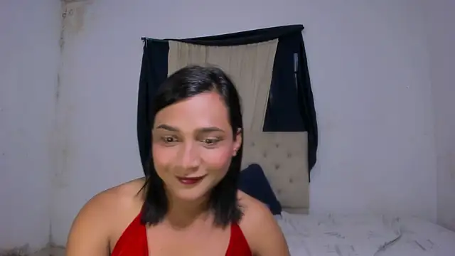 Snapshot of Miss_noah18 chatting on 02-05-25, 01:00 Miss noah18 online show from 02-05-25, 01:00