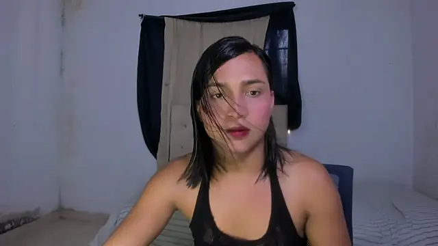 Snapshot of Miss_noah18 chatting on 02-18-25, 07:09 Miss noah18 online show from 02-18-25, 07:09