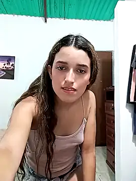 Snapshot of faby_Hot chatting on 01-08-25, 01:53 faby Hot online show from 01-08-25, 01:53