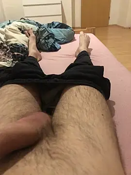 Snapshot of tomasek28 chatting on 01-07-25, 06:03 tomasek28 online show from 01-07-25, 06:03