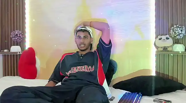 Evans777  online show from 01-10-25, 07:04