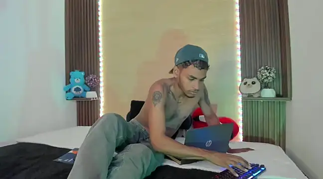 Evans777  online show from 01-11-25, 05:07