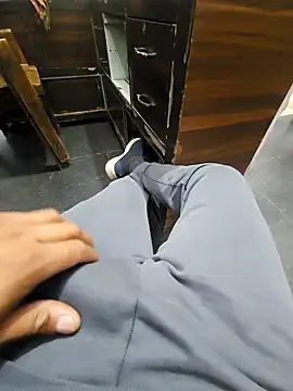 Snapshot of pyasevickybabu563 chatting on 03-08-25, 01:03 pyasevickybabu563 online show from 03-08-25, 01:03