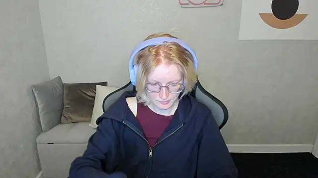 Snapshot of ElizabethHarpper chatting on 09-24-25, 01:09 ElizabethHarpper online show from 09-24-25, 01:09