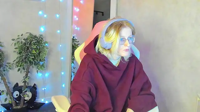 ElizabethHarpper online show from 12-01-25, 12:59