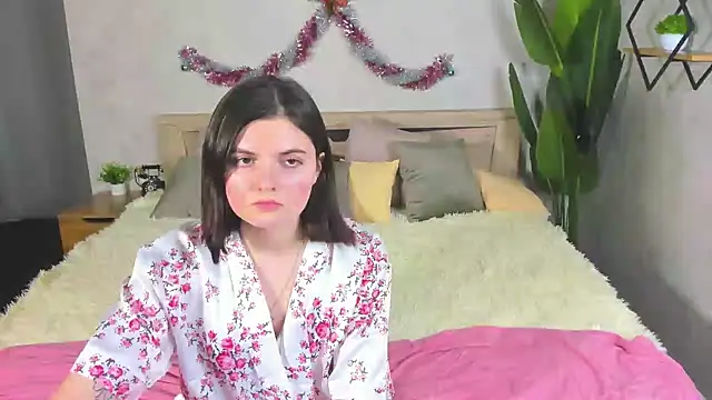 CharlotteMitchell online show from 01-11-25, 11:45