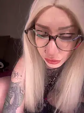 Bunny-xiel online show from 02-16-25, 04:20