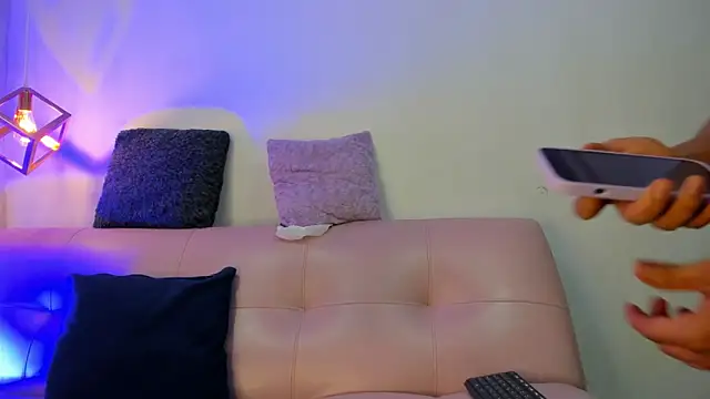 Snapshot of Angel_Khouri chatting on 03-11-25, 03:16 Angel Khouri online show from 03-11-25, 03:16