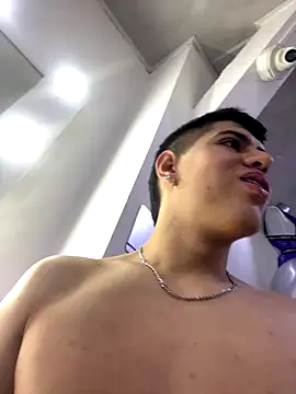 Snapshot of Angel_Khouri chatting on 09-14-25, 03:49 Angel Khouri online show from 09-14-25, 03:49