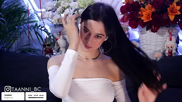 Snapshot of taanni_bc chatting on 09-19-25, 08:20 taanni bc online show from 09-19-25, 08:20