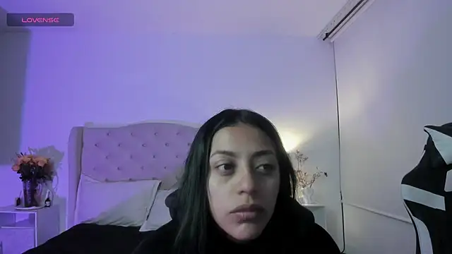 Snapshot of Xewa_ chatting on 10-08-25, 04:54 Xewa online show from 10-08-25, 04:54