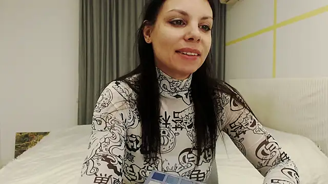 MissAprilBlack online show from 10-29-25, 09:00