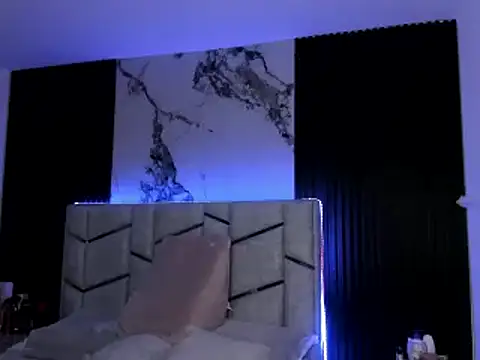 daniiphoeniixx online show from 01-26-25, 06:06