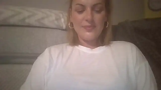 Gigi-Honey online show from 09-19-25, 08:53