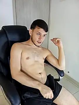 Snapshot of 1Tommy9 chatting on 03-09-26, 04:49 1Tommy9 online show from 03-09-26, 04:49