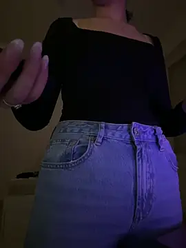 sofiaklf69  online show from 02-01-25, 12:51