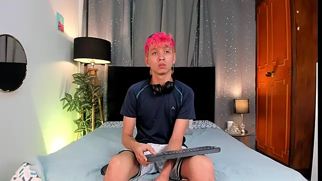 Brian-Ausslos online show from 03-11-25, 04:43