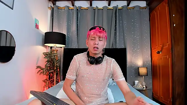 Brian-Ausslos online show from 03-11-25, 07:48