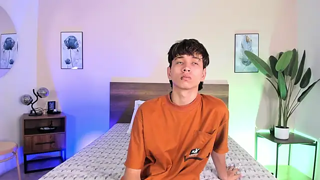 Brian-Ausslos online show from 11-27-25, 04:58