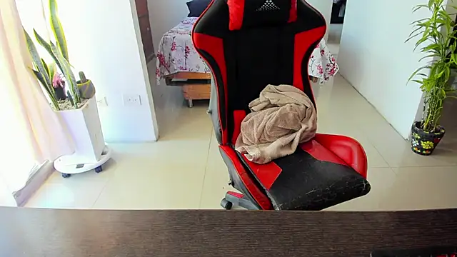 Adam Valenciia online show from 11-03-25, 03:24