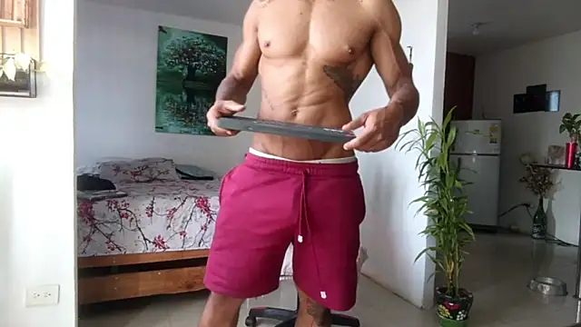 Snapshot of Adam_Valenciia chatting on 05-06-26, 04:12 Adam Valenciia online show from 05-06-26, 04:12