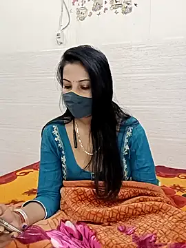 Snapshot of Best-Couple chatting on 01-14-26, 03:45 Best-Couple online show from 01-14-26, 03:45