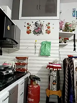 Snapshot of Best-Couple chatting on 01-19-26, 05:11 Best-Couple online show from 01-19-26, 05:11