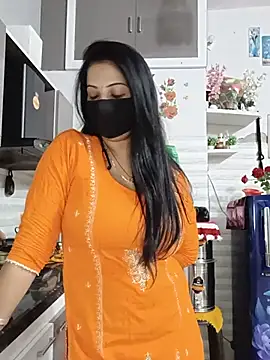 Snapshot of Best-Couple chatting on 07-07-26, 02:03 Best-Couple online show from 07-07-26, 02:03