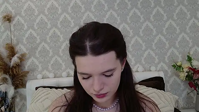 Nellie Medina online show from 02-25-25, 08:30