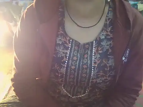 Hot-shanvi online show from 01-08-25, 12:15