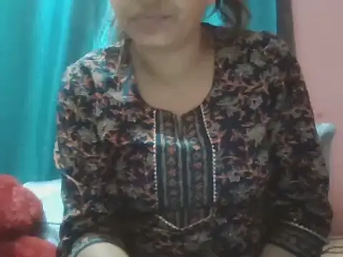Hot-shanvi online show from 03-08-25, 10:02