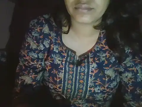 Hot-shanvi online show from 11-17-25, 10:59