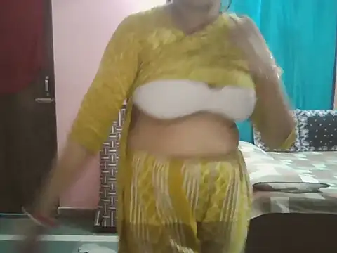 Hot-shanvi online show from 11-20-25, 03:39