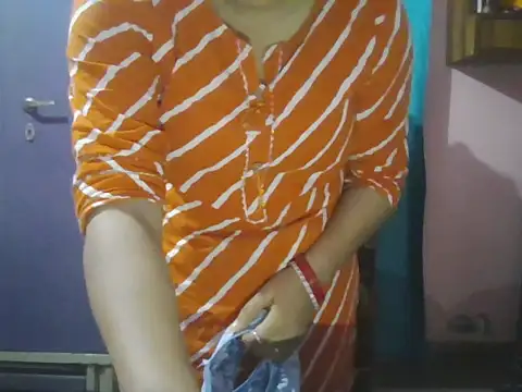 Hot-shanvi online show from 11-22-25, 03:05