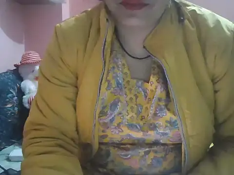 Hot-shanvi online show from 01-13-26, 04:23