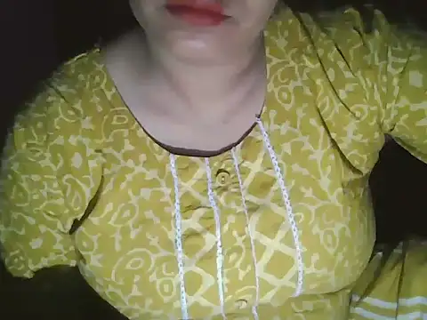 Hot-shanvi online show from 06-01-26, 11:39