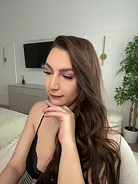 claraxjoyy online show from 04-17-26, 05:43