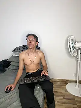 Young latin master777 online show from 12-30-24, 03:14