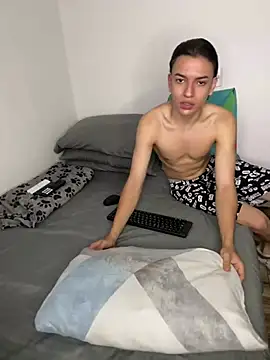 Young latin master777 online show from 01-15-25, 03:07