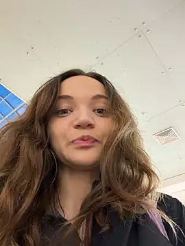 TheYourL online show from 04-11-26, 03:27