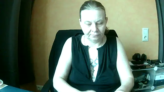 Sweet Phoenix online show from 01-14-25, 09:56