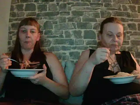 Sweet Phoenix online show from 01-14-25, 05:45