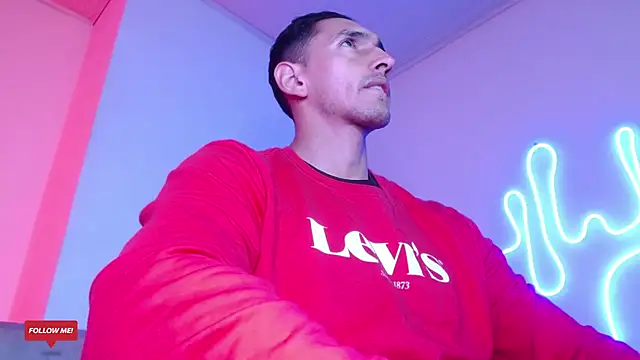 Snapshot of Joylopez_fit chatting on 02-15-25, 02:11 Joylopez fit online show from 02-15-25, 02:11