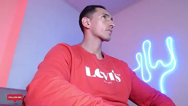 Snapshot of Joylopez_fit chatting on 02-17-25, 02:15 Joylopez fit online show from 02-17-25, 02:15