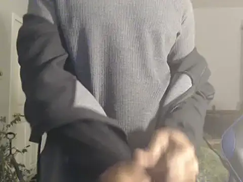 Snapshot of dominatingblacklove chatting on 01-31-25, 11:24 dominatingblacklove online show from 01-31-25, 11:24