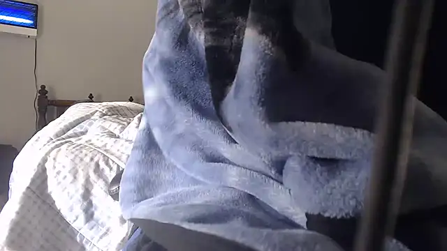 Snapshot of dominatingblacklove chatting on 02-21-25, 02:17 dominatingblacklove online show from 02-21-25, 02:17